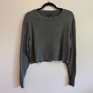 Brandy Melville Women's Cropped Pullover Crew Neck Sweatshirt One Size Green